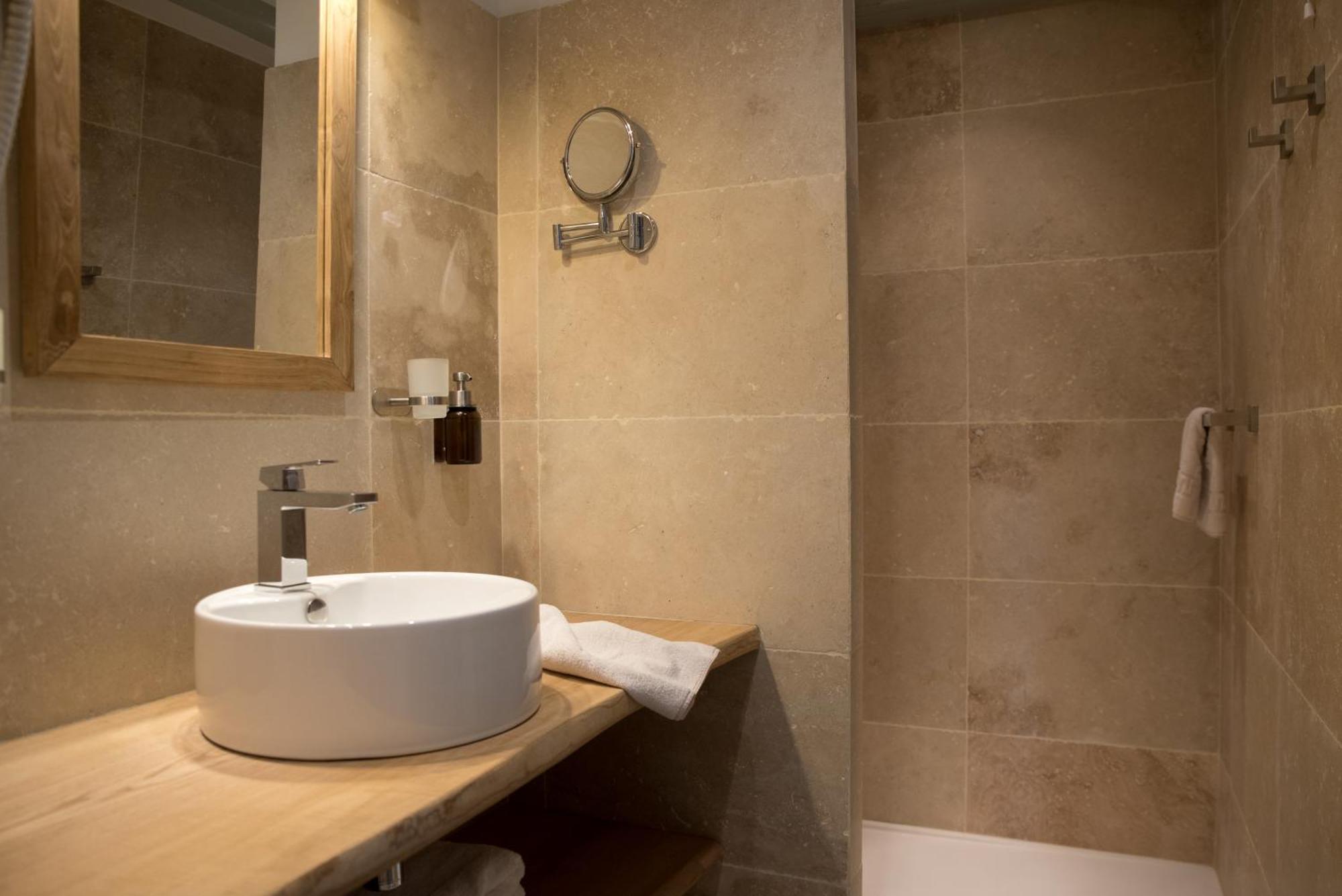 Le Domaine De Falgos Golf & Spa Saint-Laurent-de-Cerdans エクステリア 写真