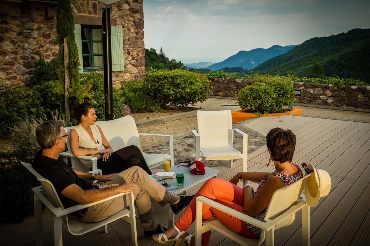 Le Domaine De Falgos Golf & Spa Saint-Laurent-de-Cerdans エクステリア 写真